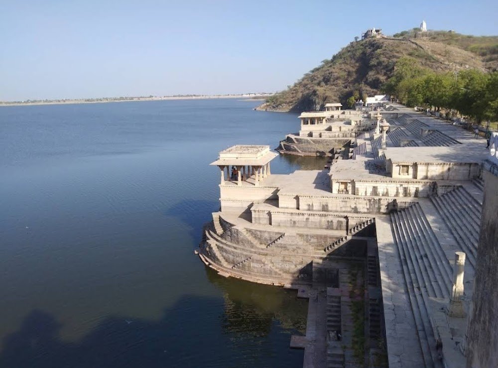 Sanwariya Seth taxi from Udaipur