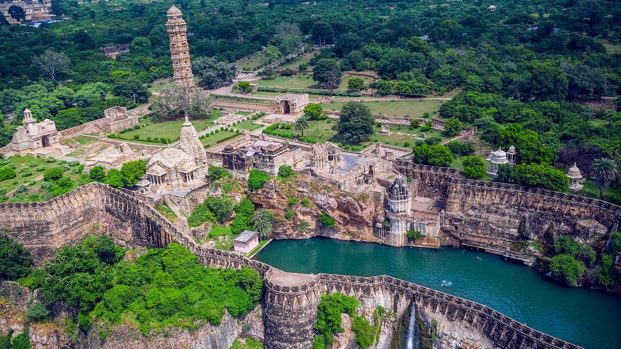 Chittorgarh taxi from Udaipur